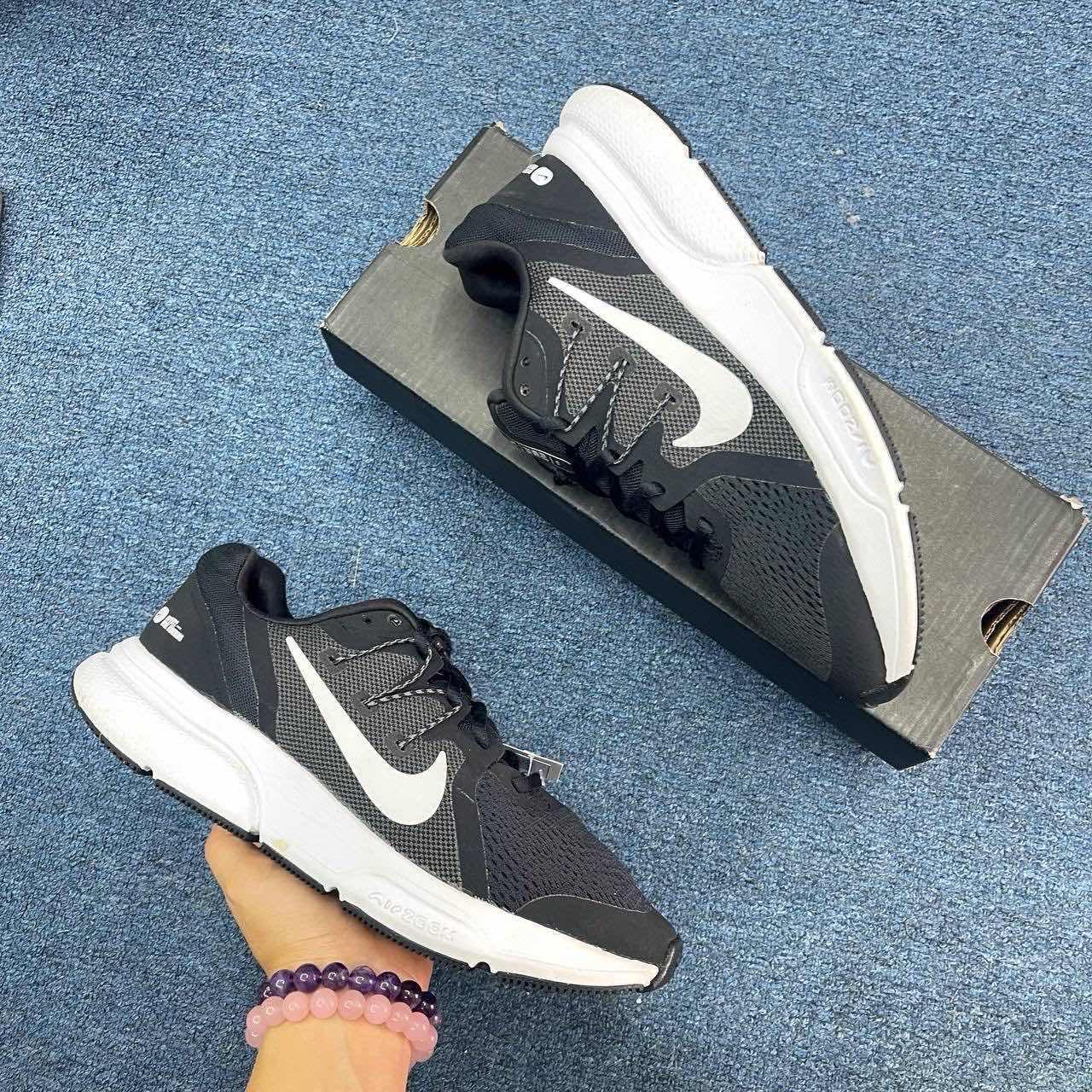 Nike-Zoom Span 3 Black White