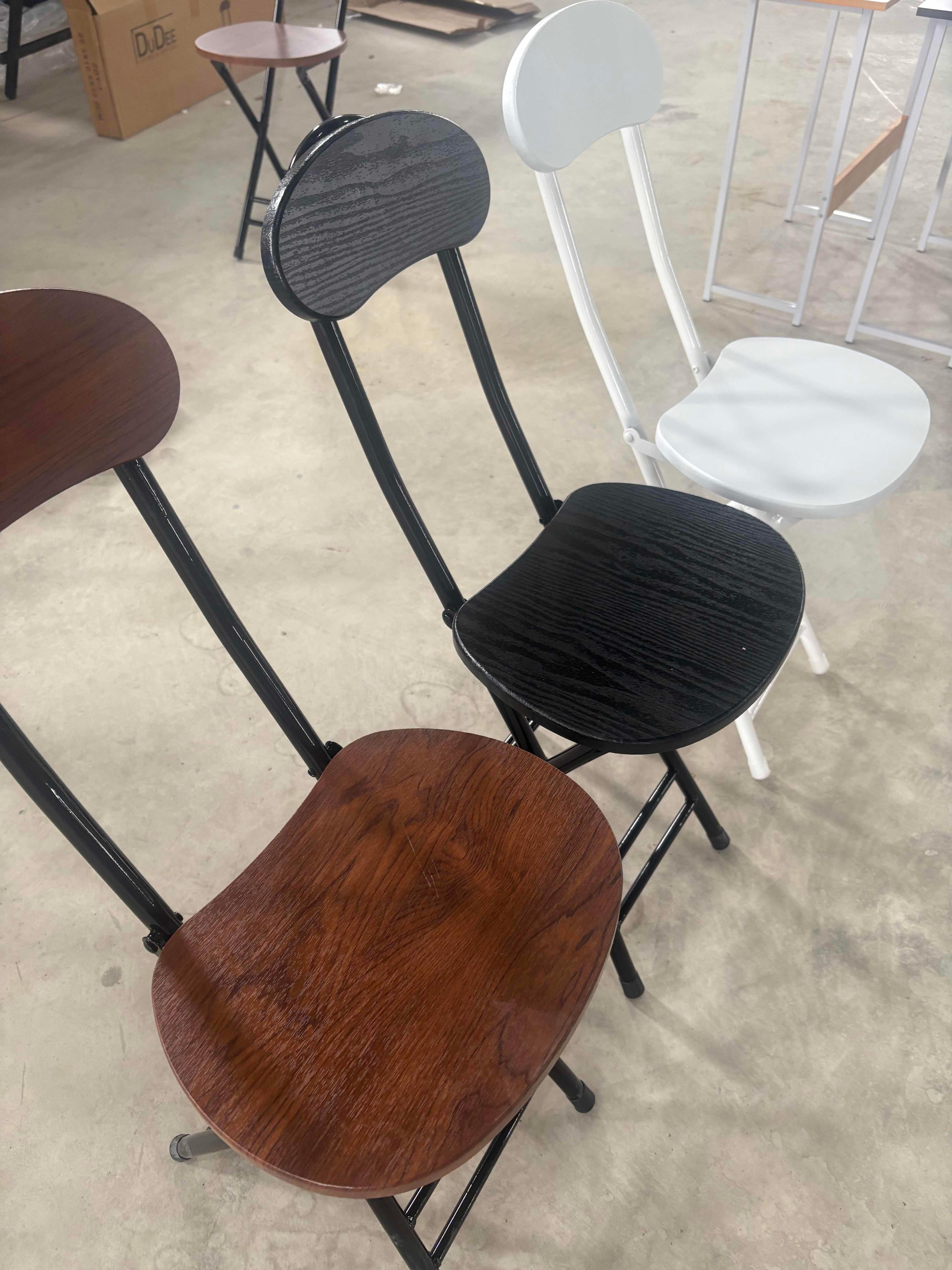 កៅអីតូច