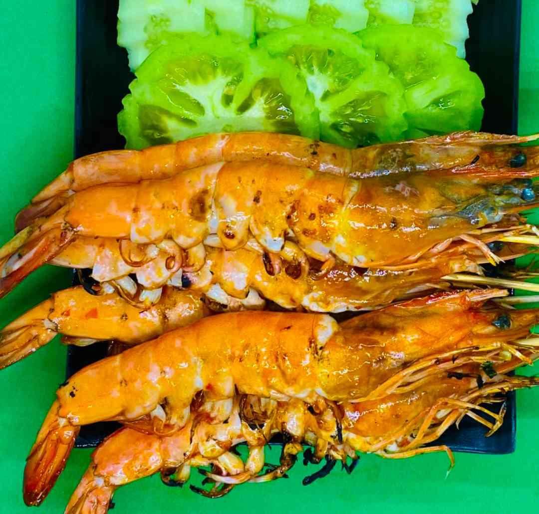 បង្គាអាំងអំបិលម្ទេស