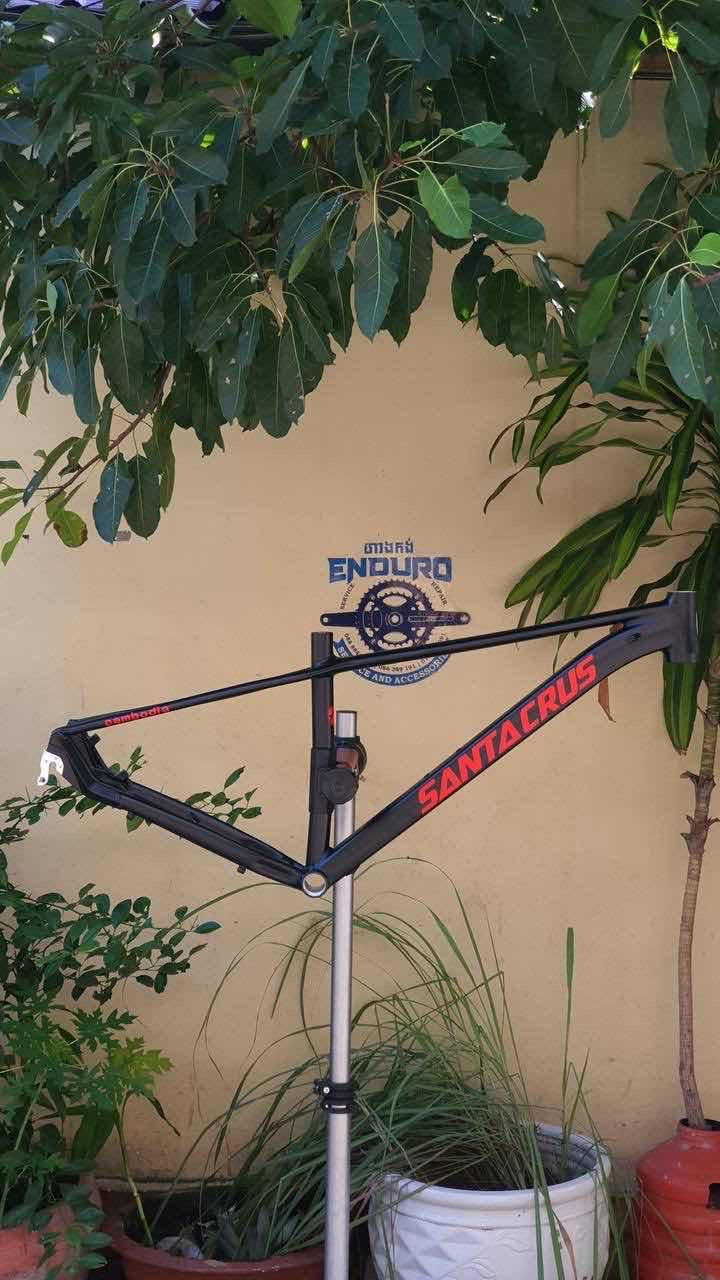 តួកង់អាលុយ SANTACRUS 29