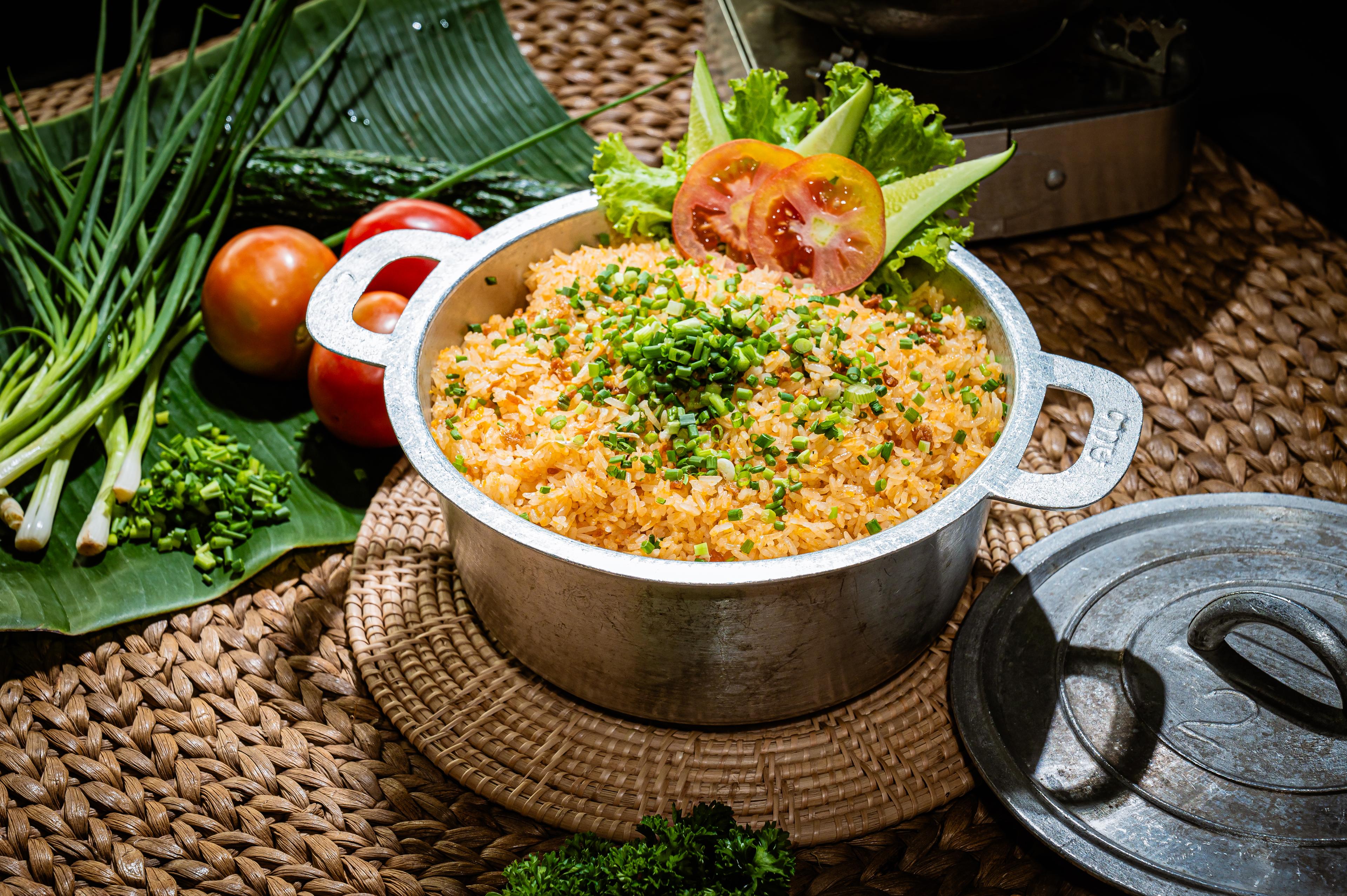 បាយឆា ៧៩ 79 fried rice 79 炒饭