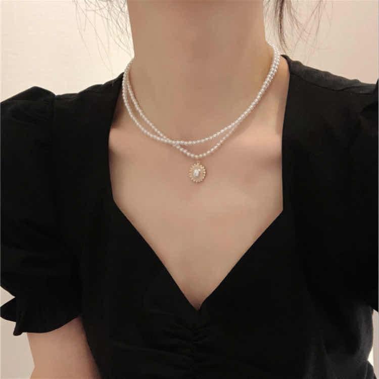 Necklace 77