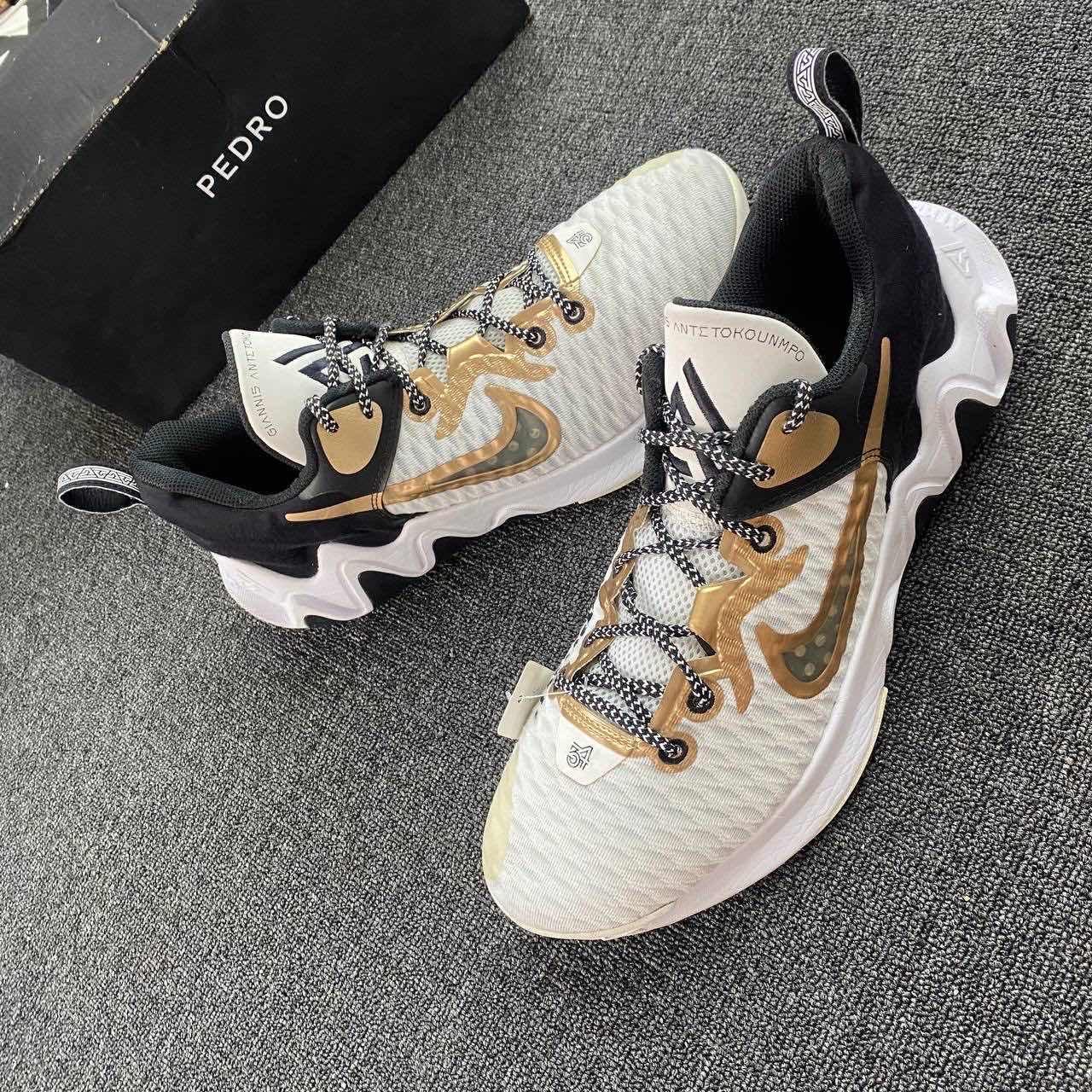 Nike Giannis Immortality