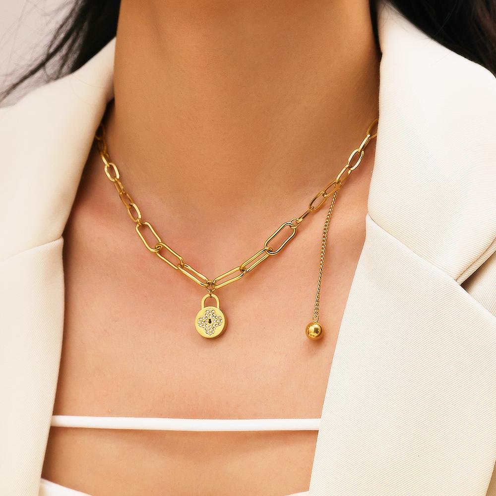 NC015_Pendant Necklace