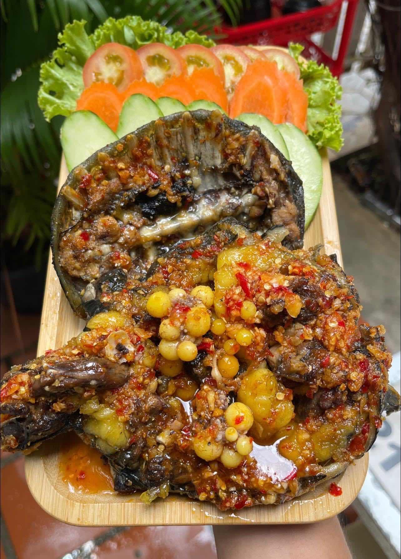 កន្ធាយអាំងអំបិលម្ទេស ខ្នាត 1kg មានពង