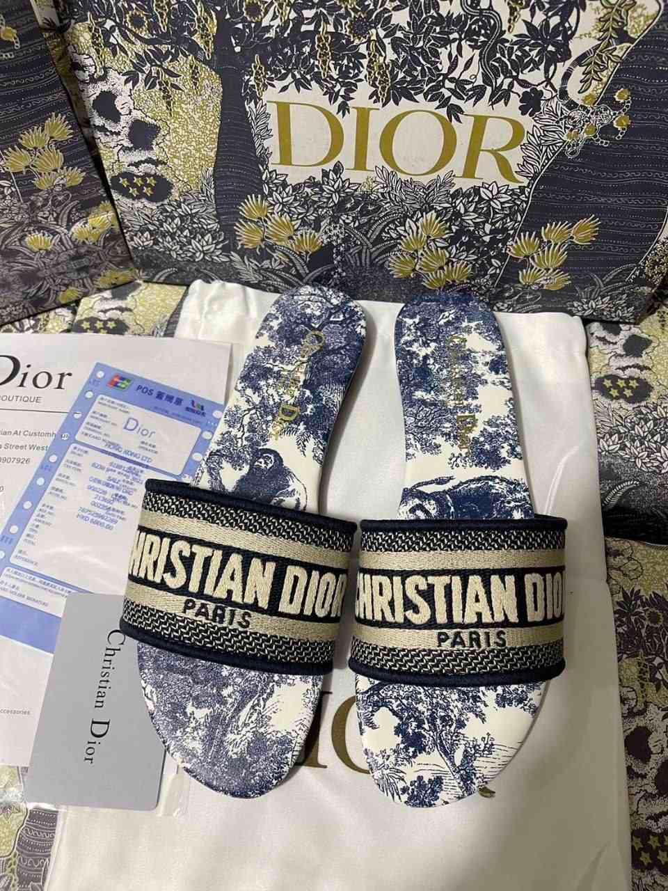 Dior 