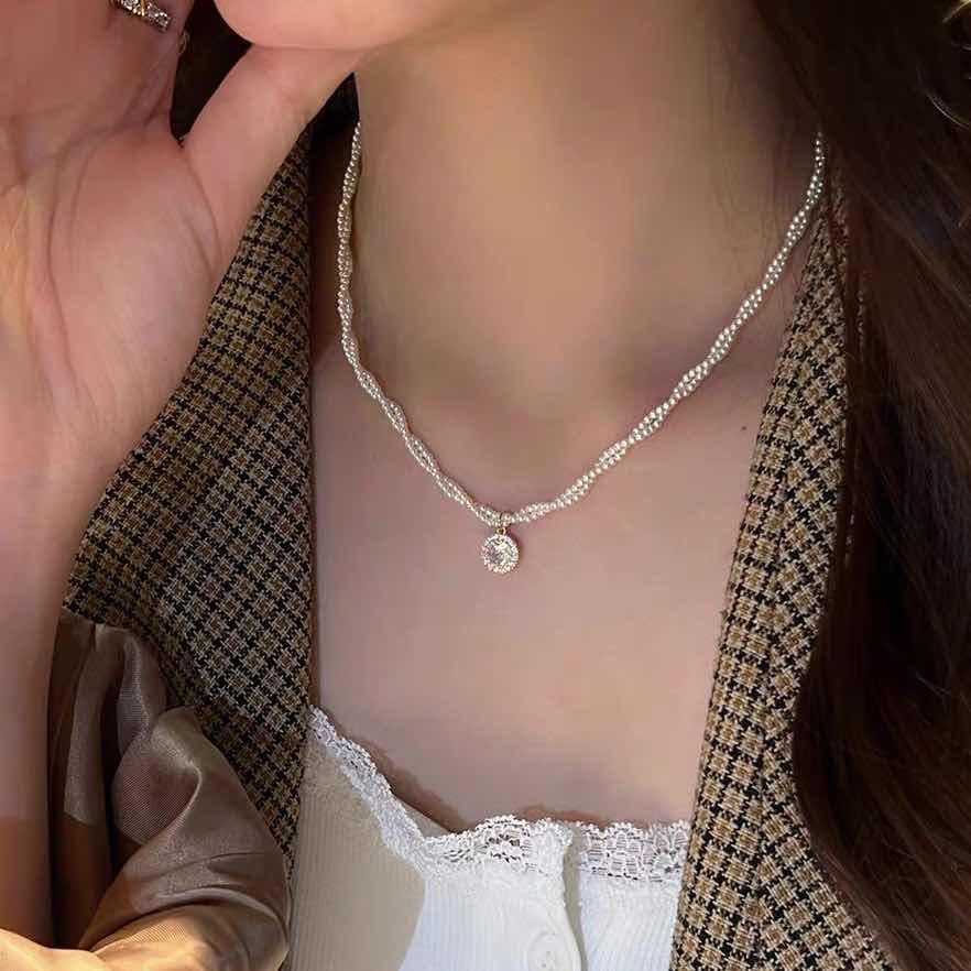 Necklace 70
