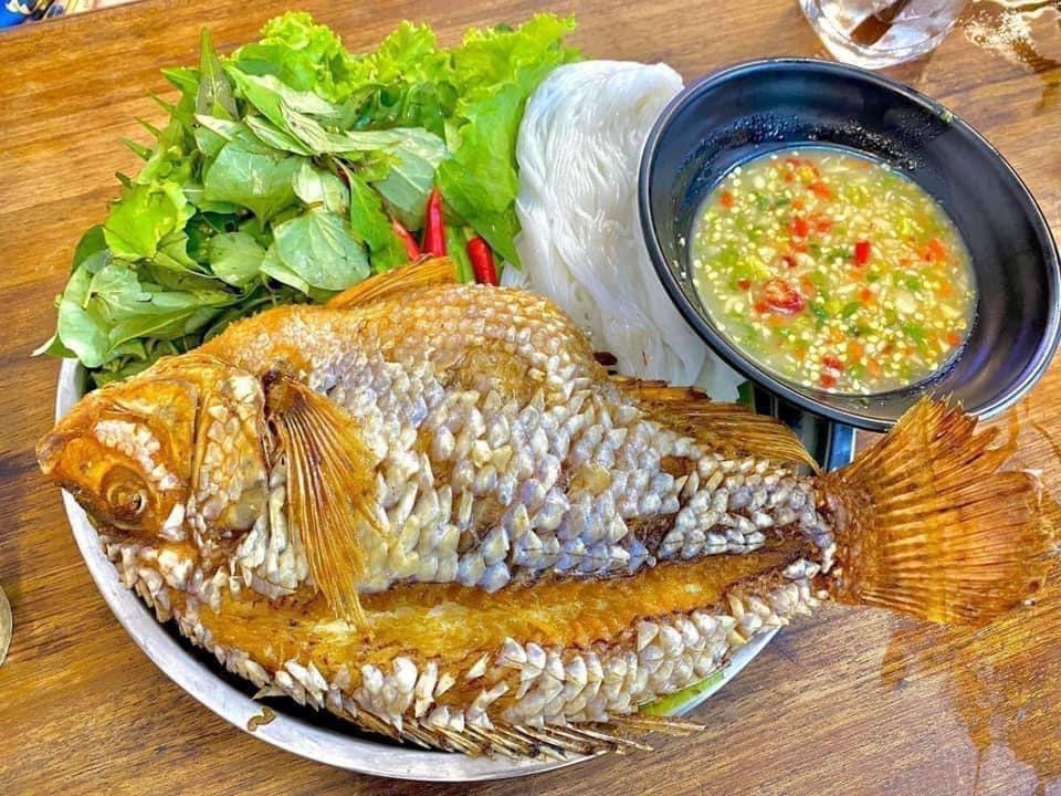 ត្រីក្រហមបំពង