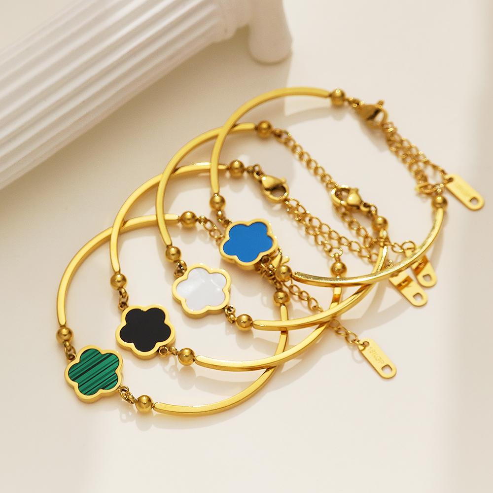 SC001_Flower bracelet (Sold out)
