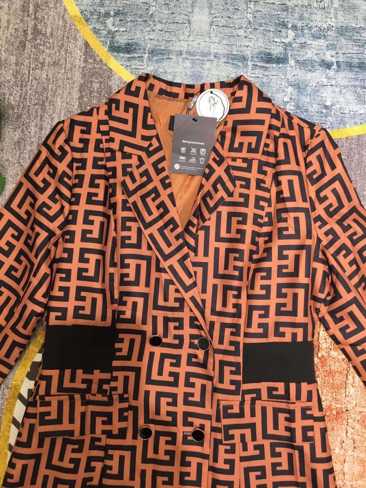 រ៉ូបbrand