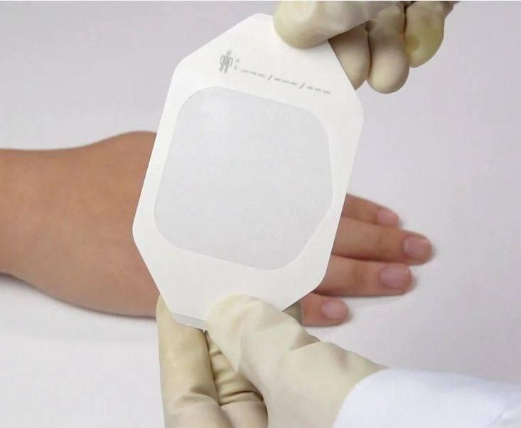 Waterproof plaster 6x7cm