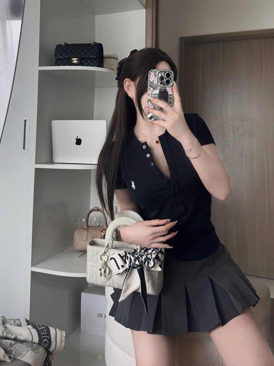 ឈុតសំពត់
