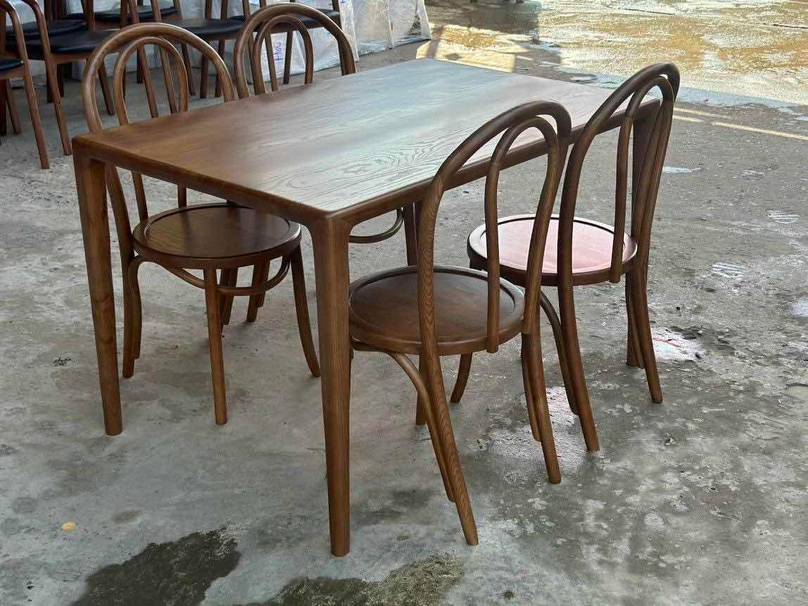 តុឈុត​ ឈេីកៅស៊ូក្រម៉ៅ
