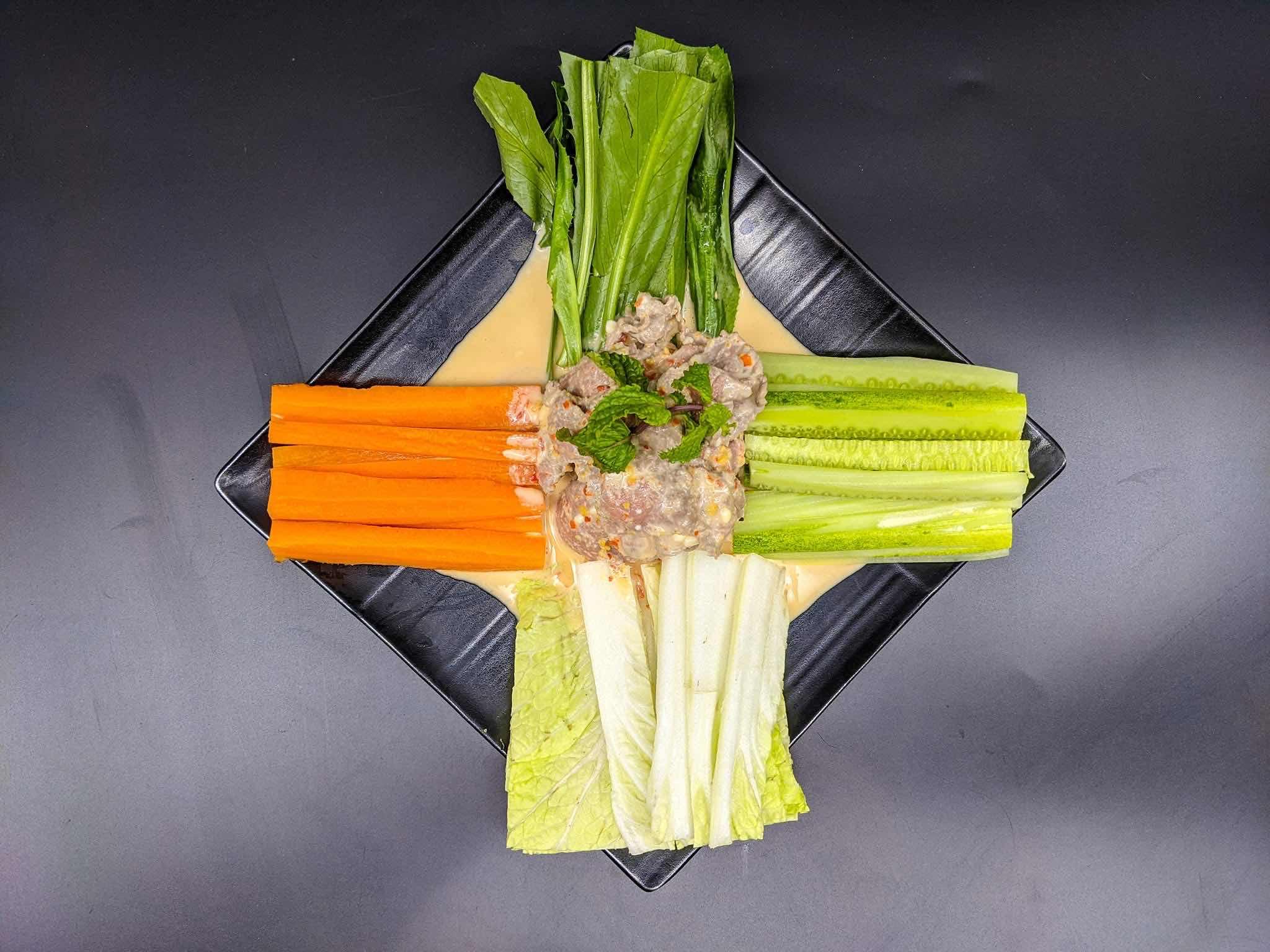 ភ្លាក្រៅអង្កា
