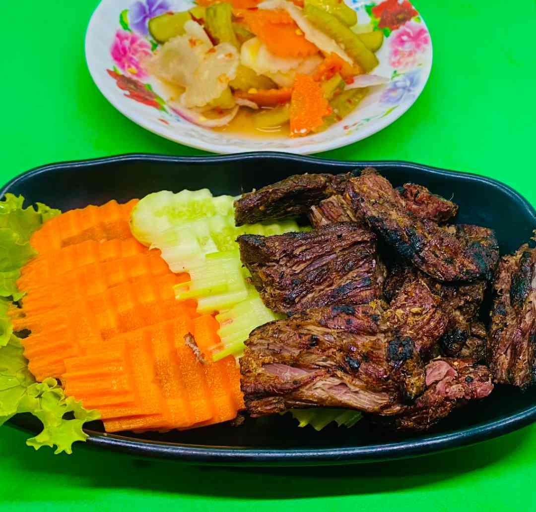 ងៀតក្របីអាំង