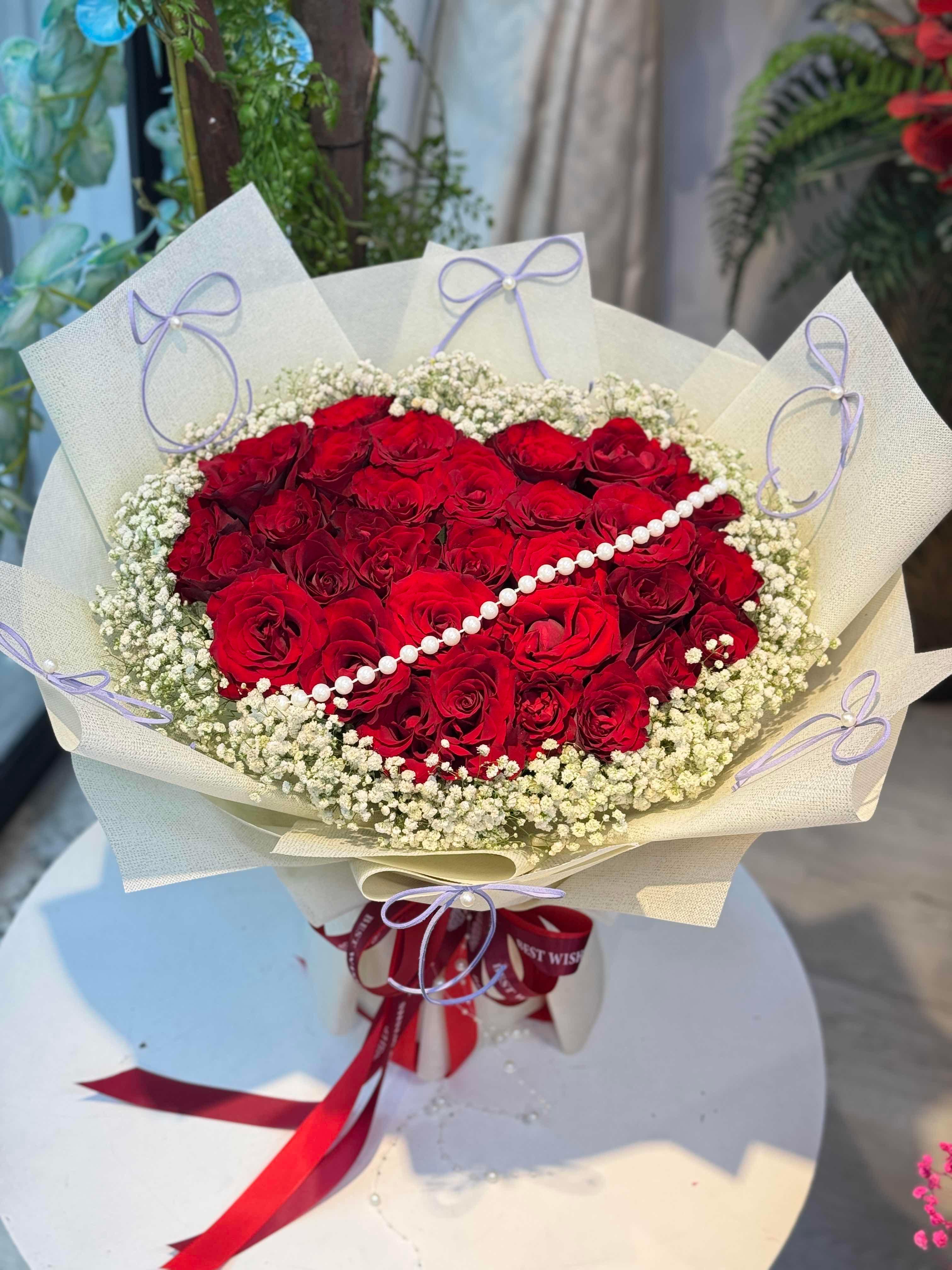កុលាបស្រស់ បេះដូង