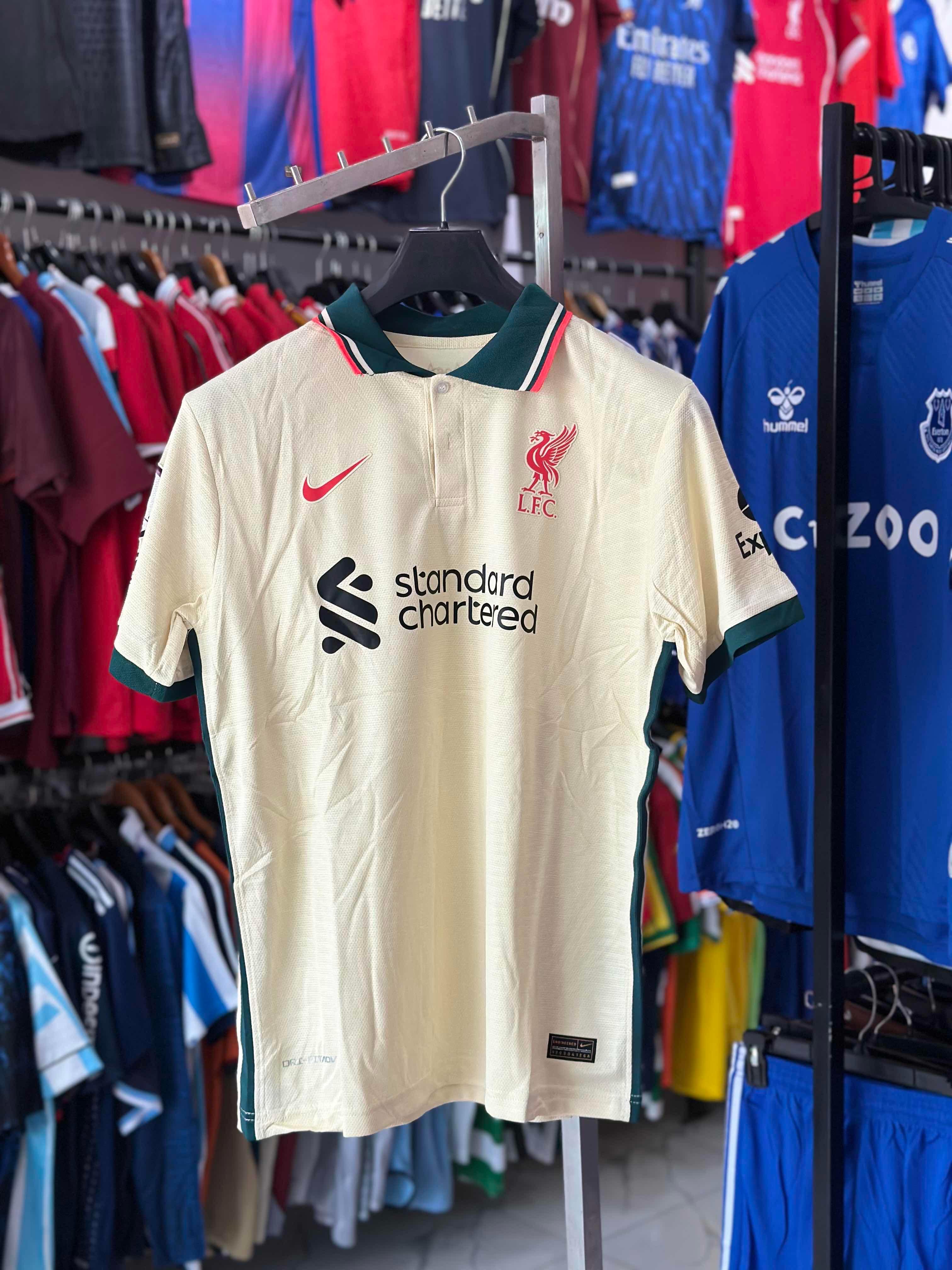 Liverpool 21/22