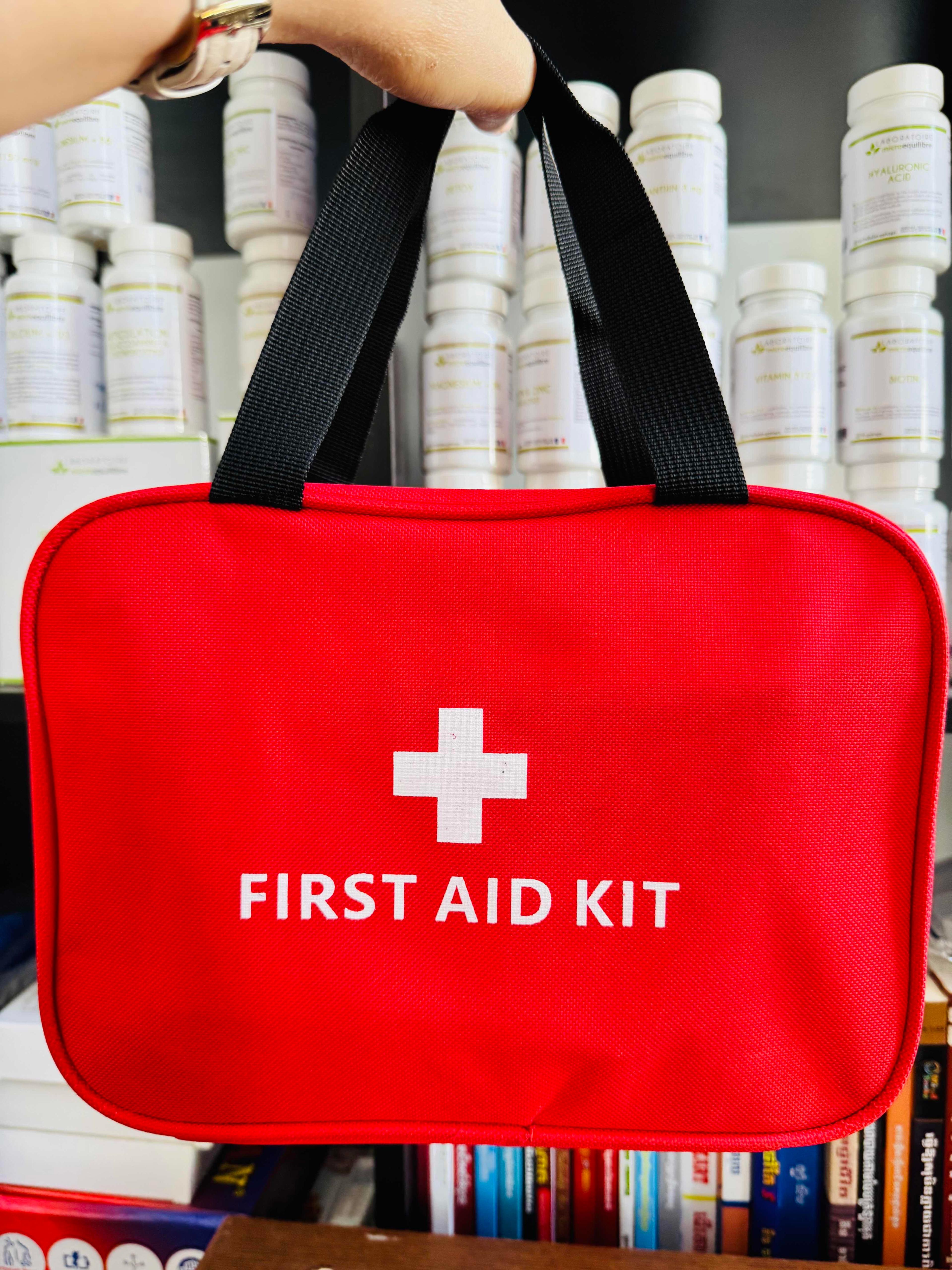 FIRST AID RED BAG