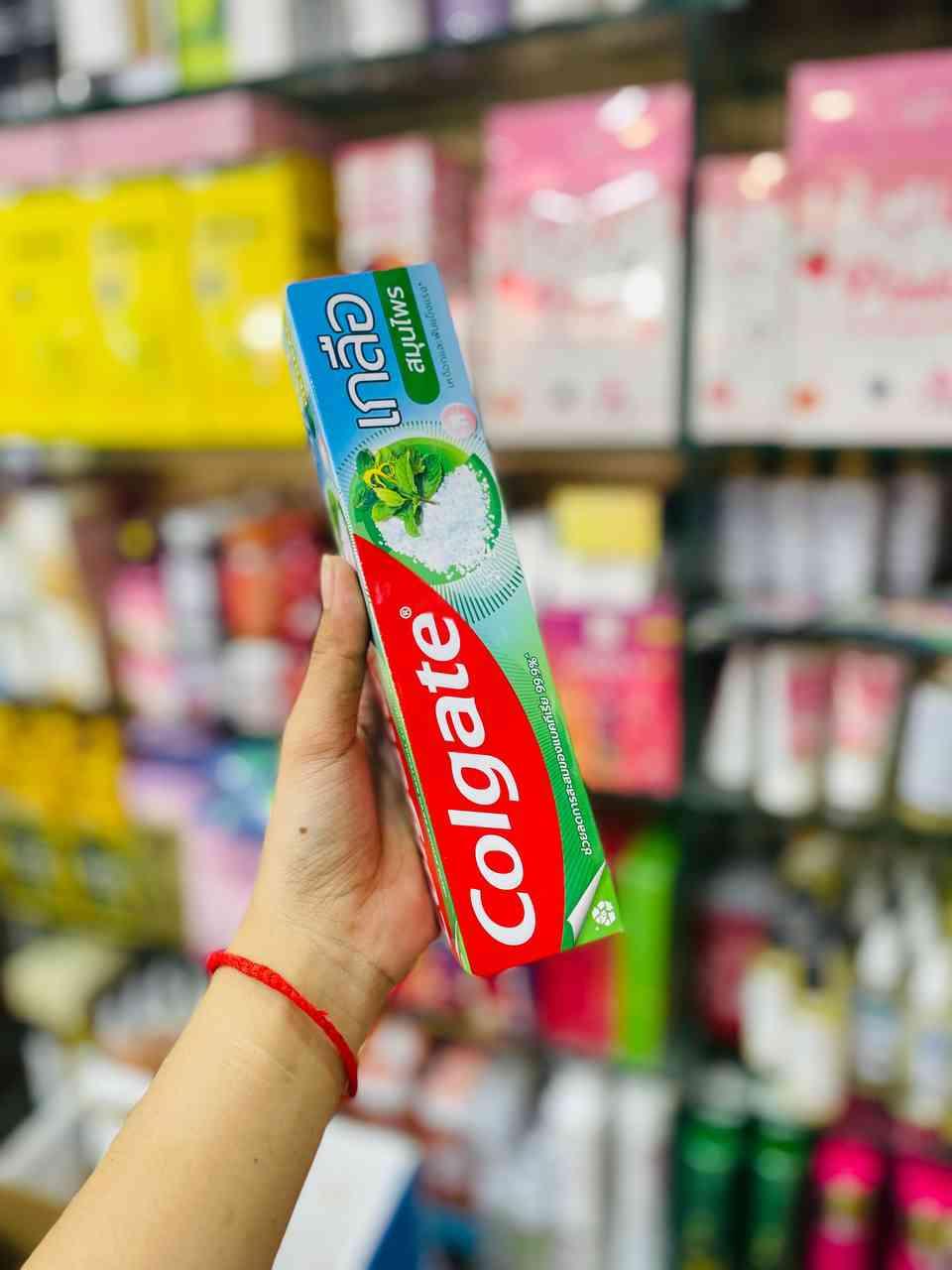 ថ្នាំដុសធ្មេញ Colgate
