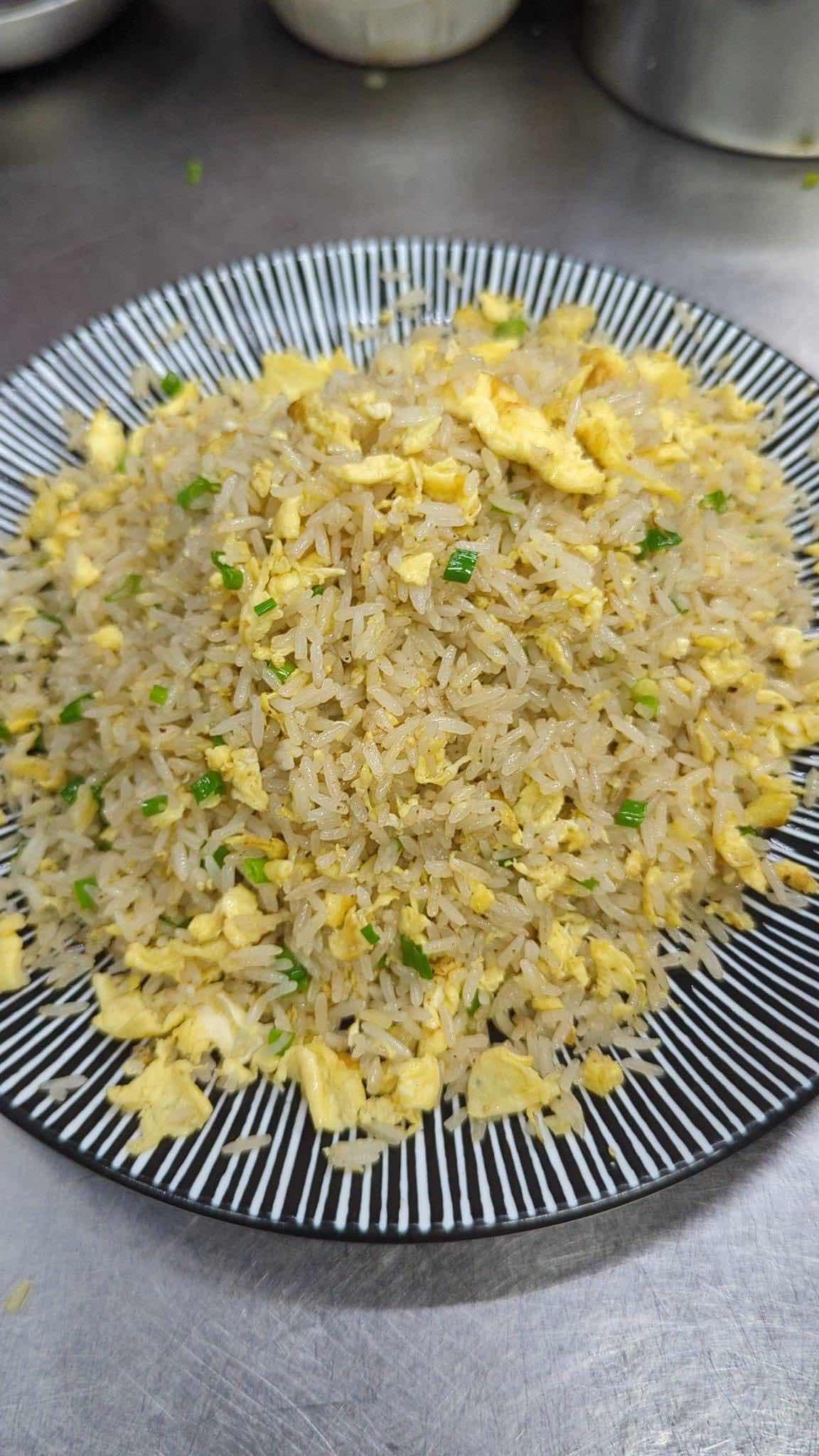 បាយឆាពងទា