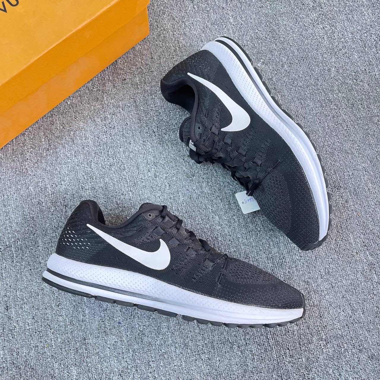 Nike-Air Zoom Vomero 12