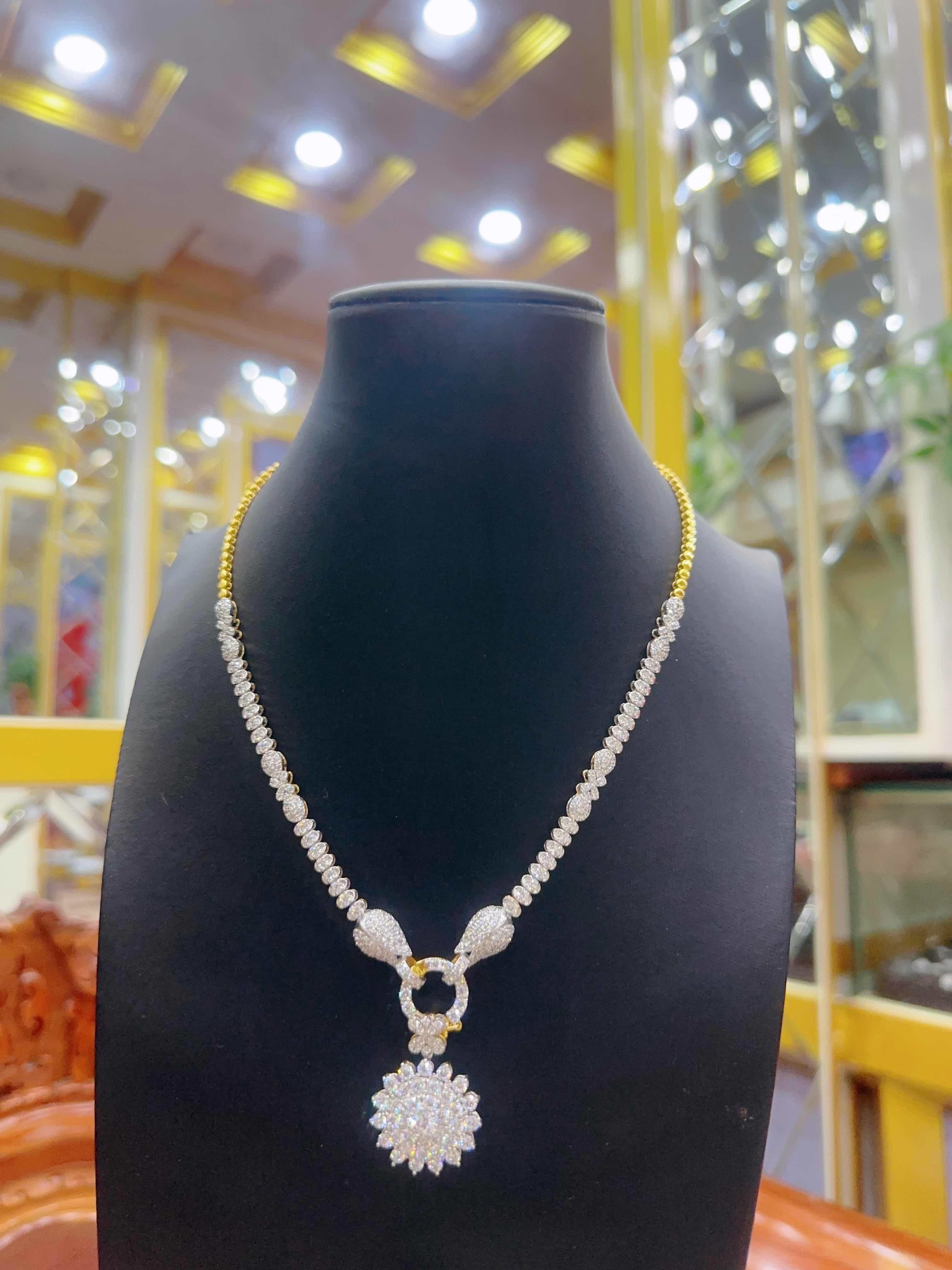 ស្វារេ