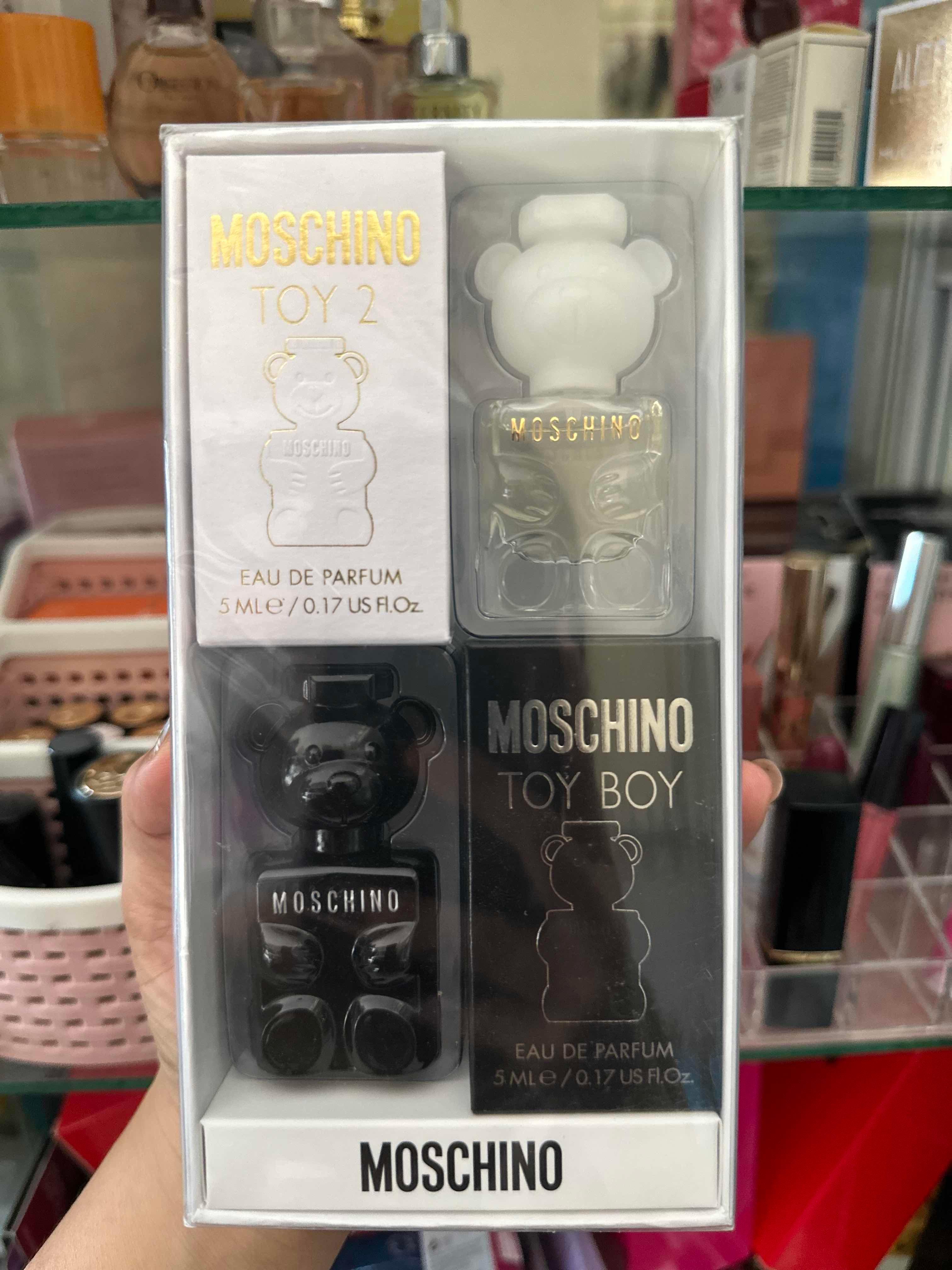 Mochino toy boy