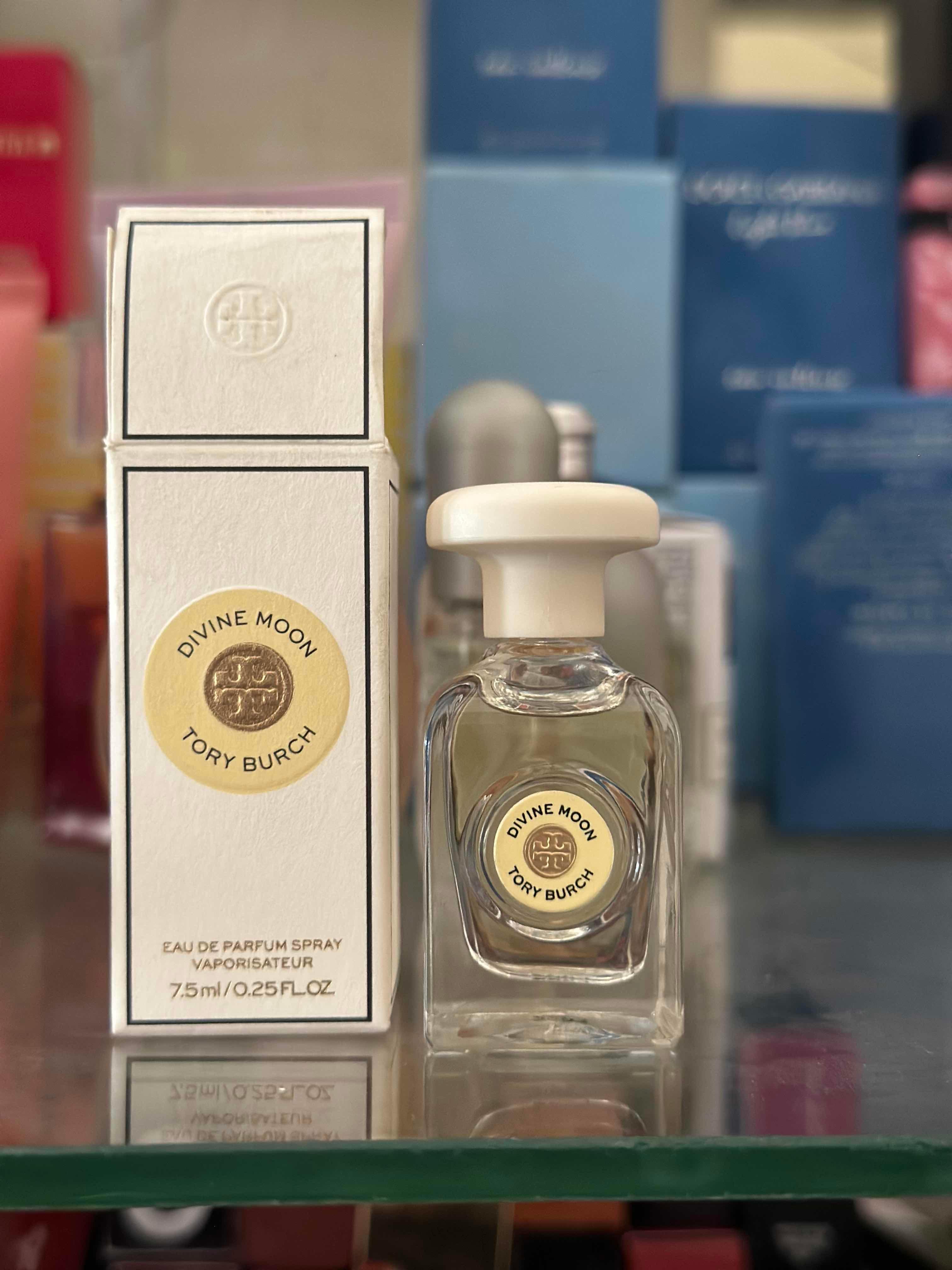Tory burch divine moon