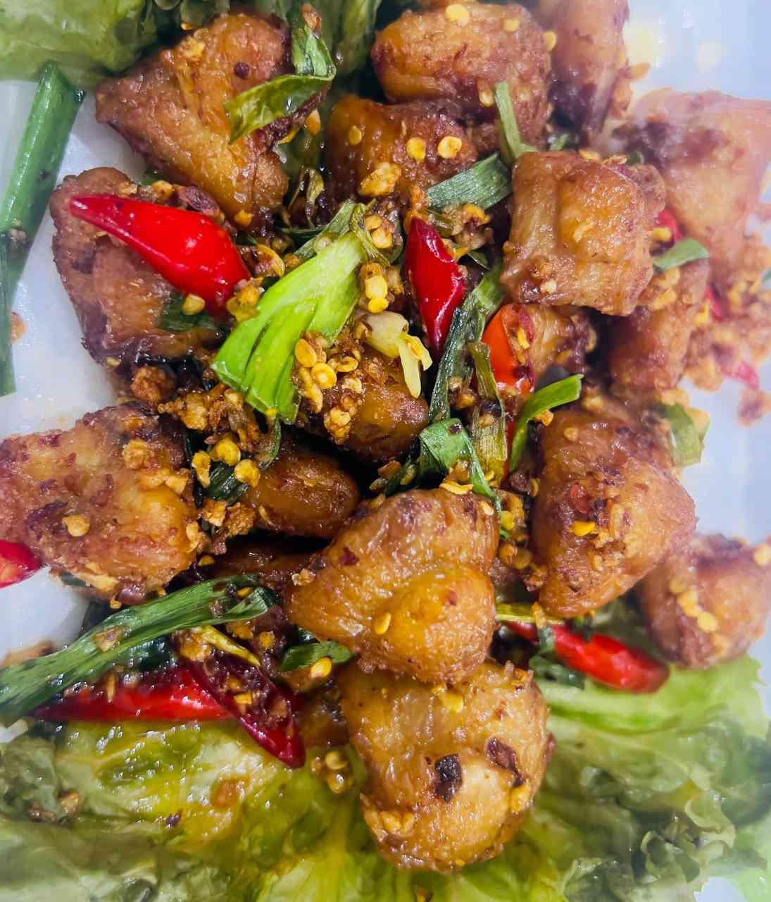 កញ្ចូញមាន់ លីងអំបិលម្ទេស