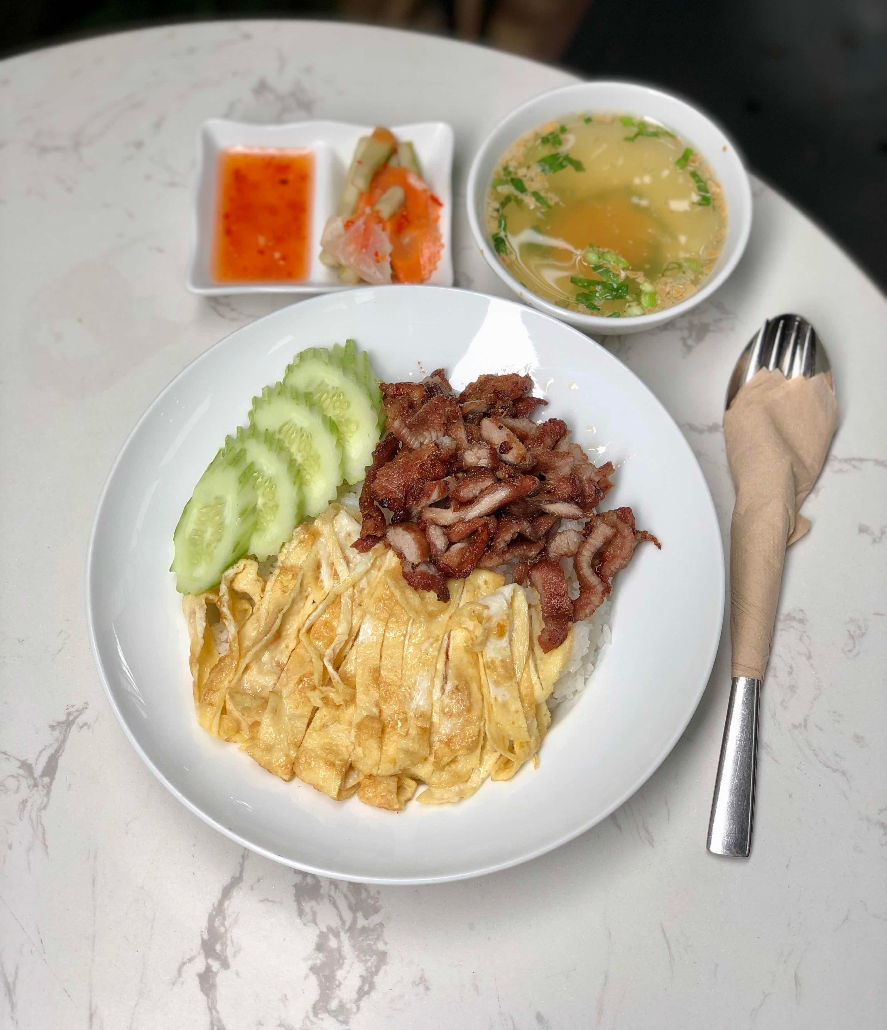 បាយសាច់ជ្រូកចៀន