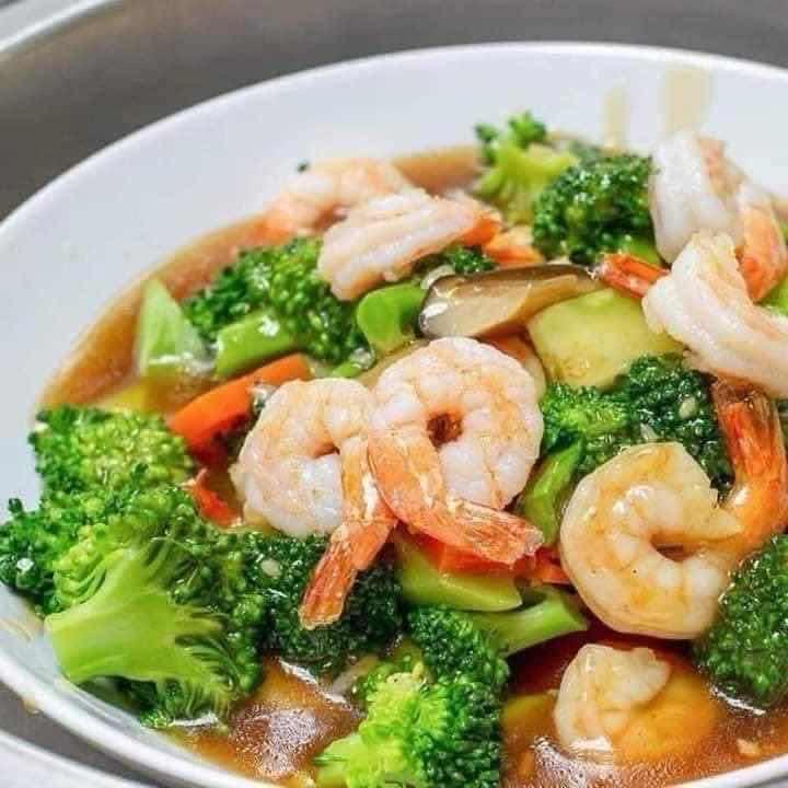 បង្គាឆាបន្លែ ប្រូខូលី