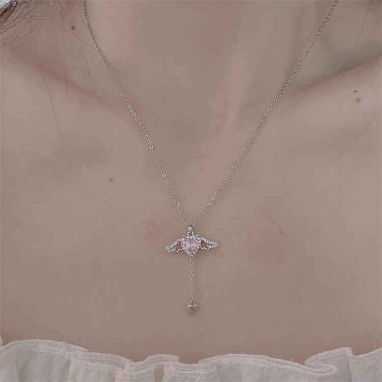 Necklace 82