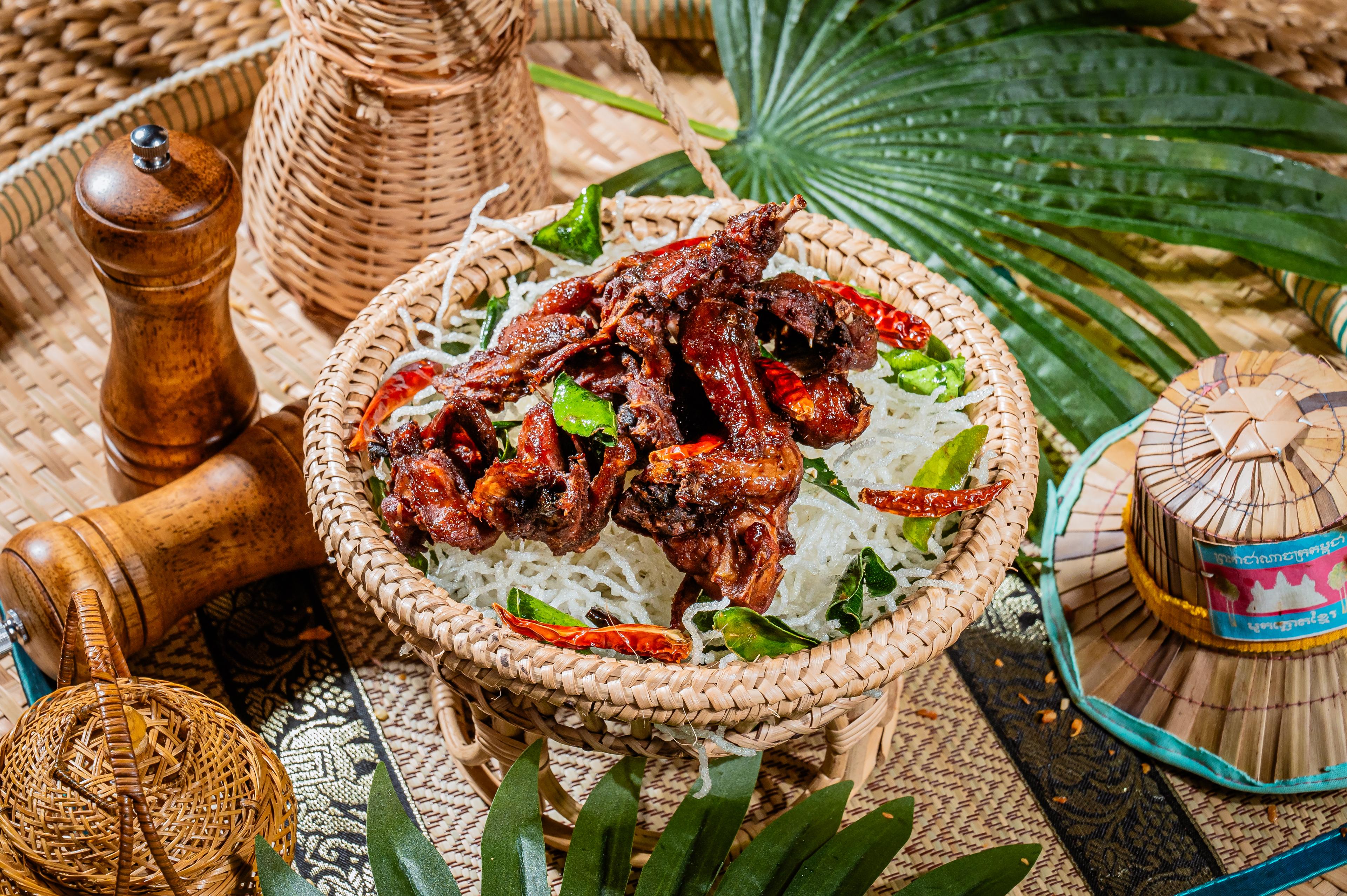 គ្រួចបំពង Deep fried quail 炸鹌鹑