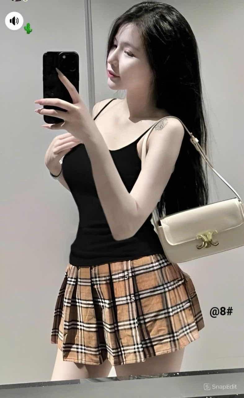 សំពត់ខ្លី អាវកាក់