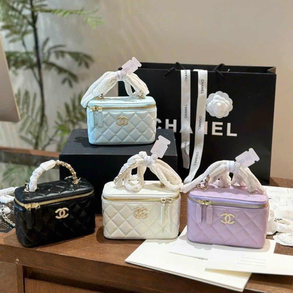 Chanel make up