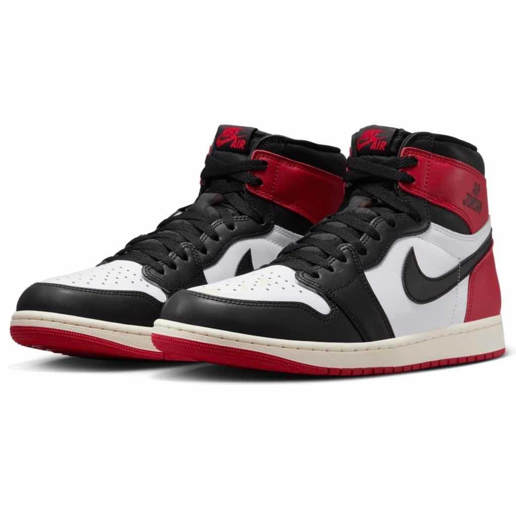 AJ1 High OG Black Toe