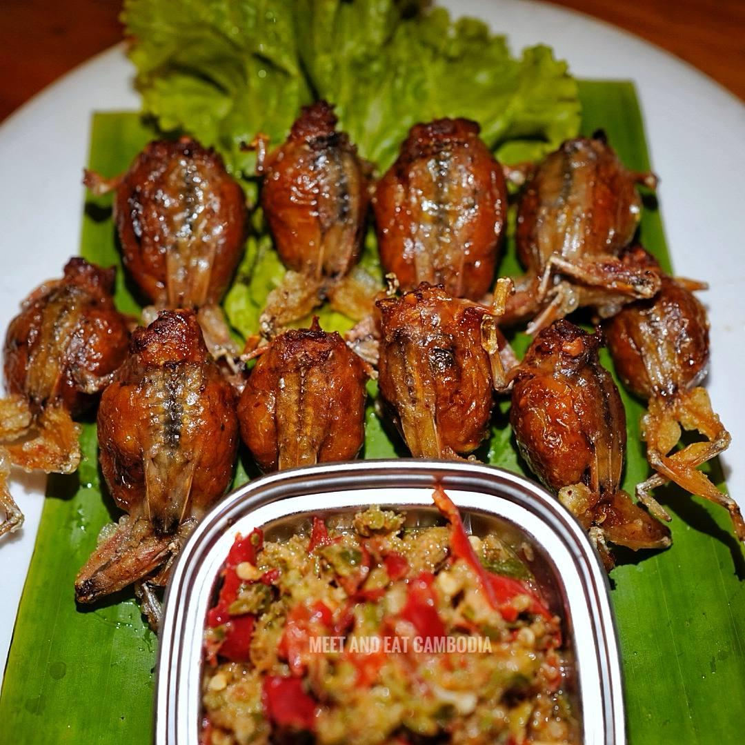 ត្រឡនតនញ៉ាត់គ្រឿង