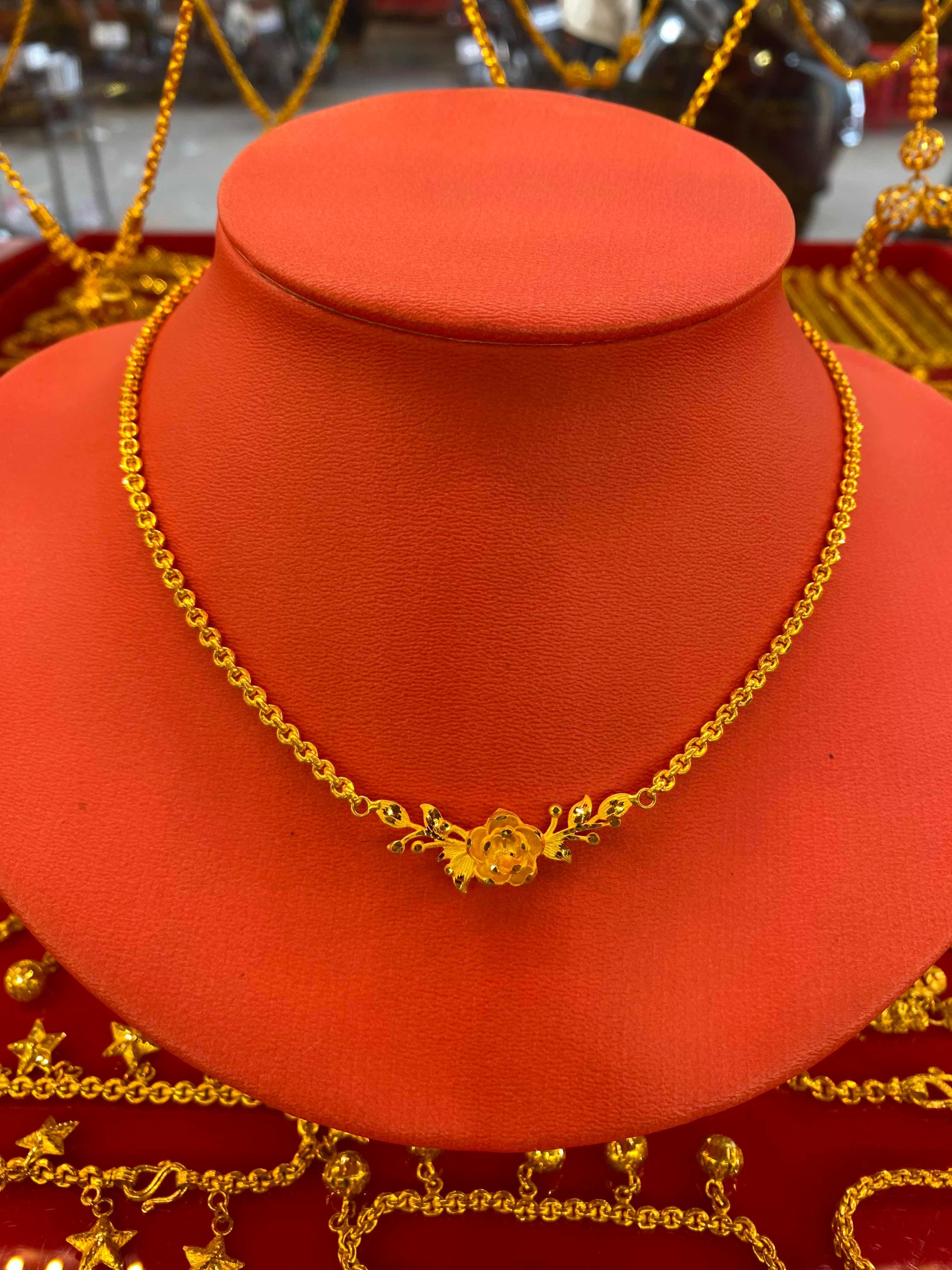 ខ្សែក 3ជី មាសគីឡូ