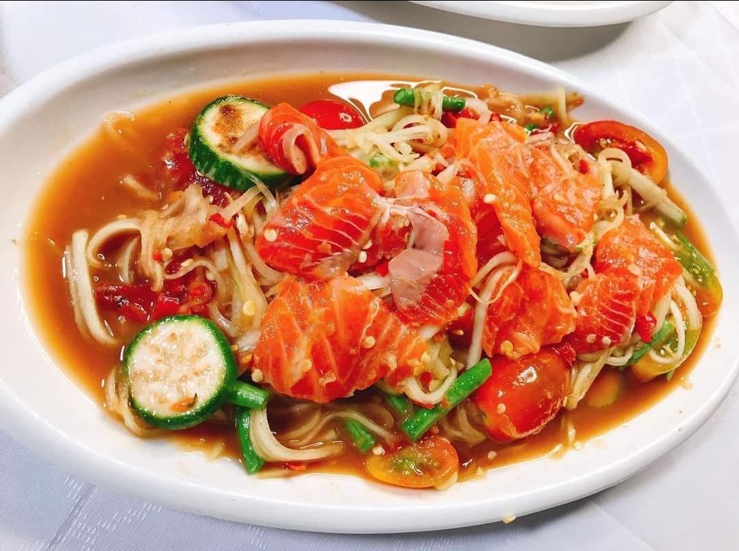 បុកល្ហុងត្រីសាម៉ុង