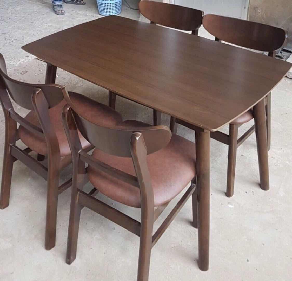 តុឈុតបាយ​ ឈេីកៅស៊ូ