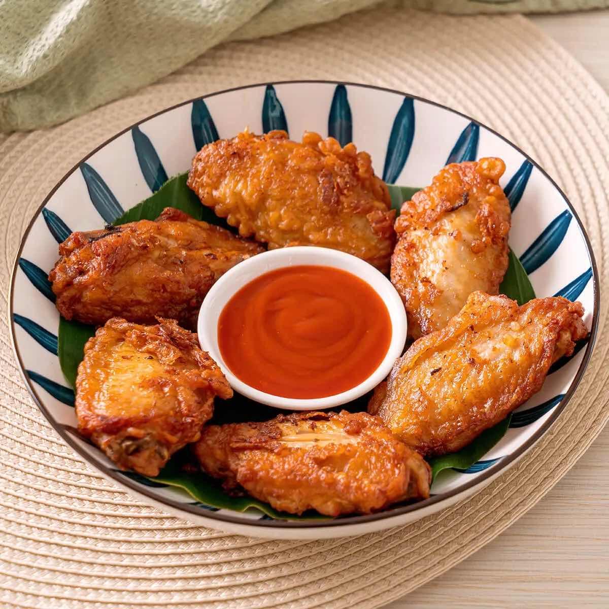 ស្លាបមានកណ្តាលបំពង