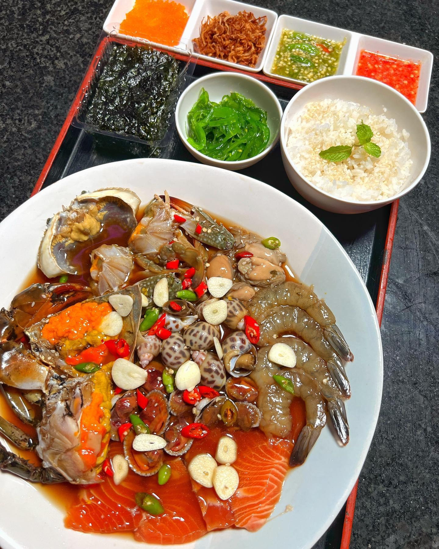 ឈុតត្រាំទឹកស៊ីអ៊ីវគ្រប់មុខ