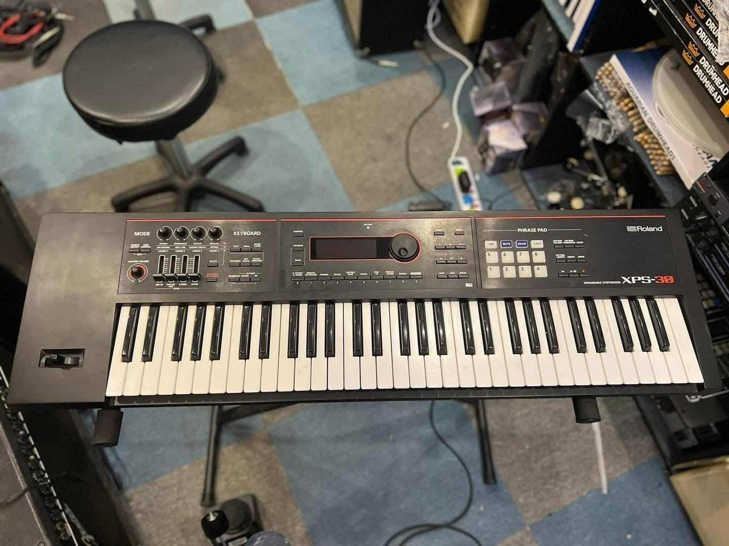 អកសម្លេង Roland XPS-30 (មួយទឹក 97%)