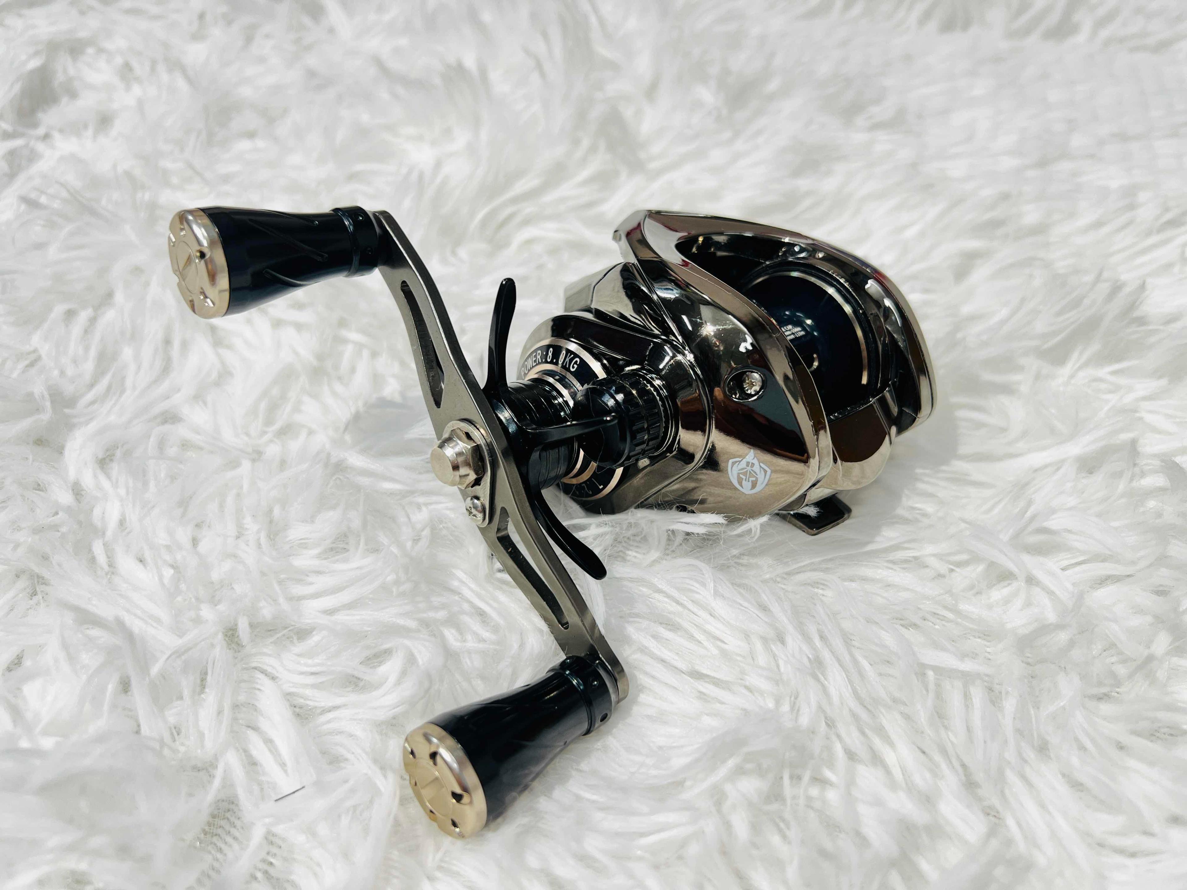 Titan Silver Claw-Left