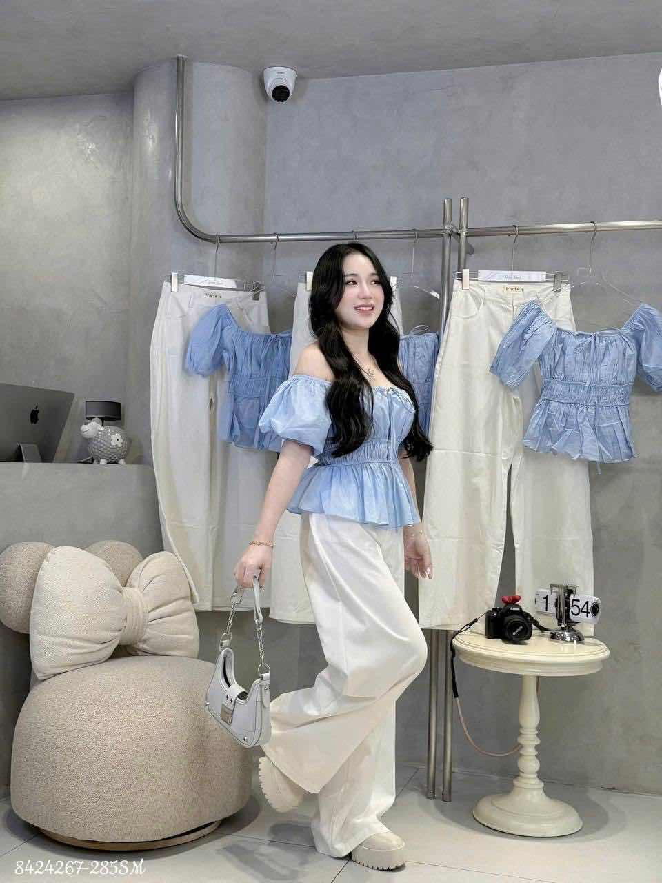 ឈុតខោសអាវផ្ទៃមេឃ