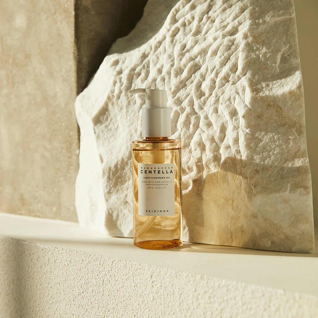 Skin1004 Light Cleansing Oil 