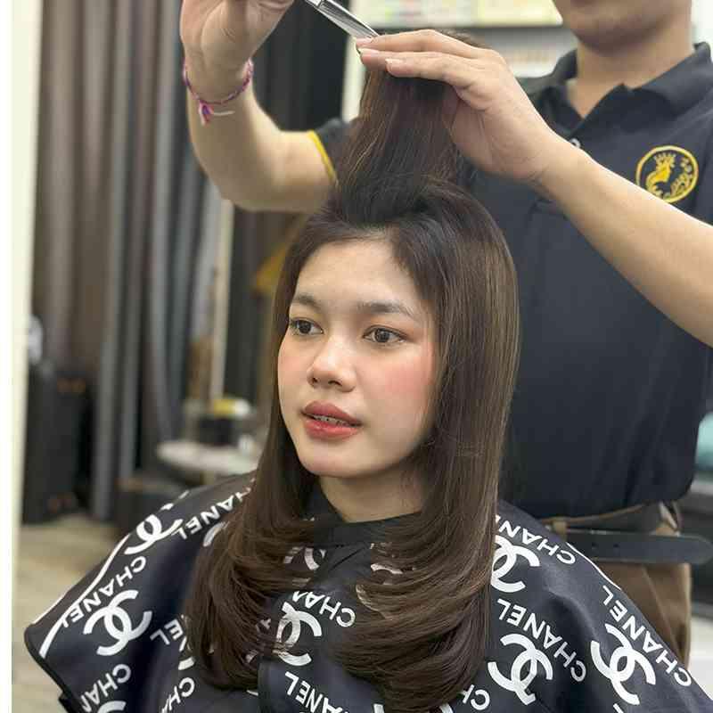 កាត់សក់ម៉ូតរះ