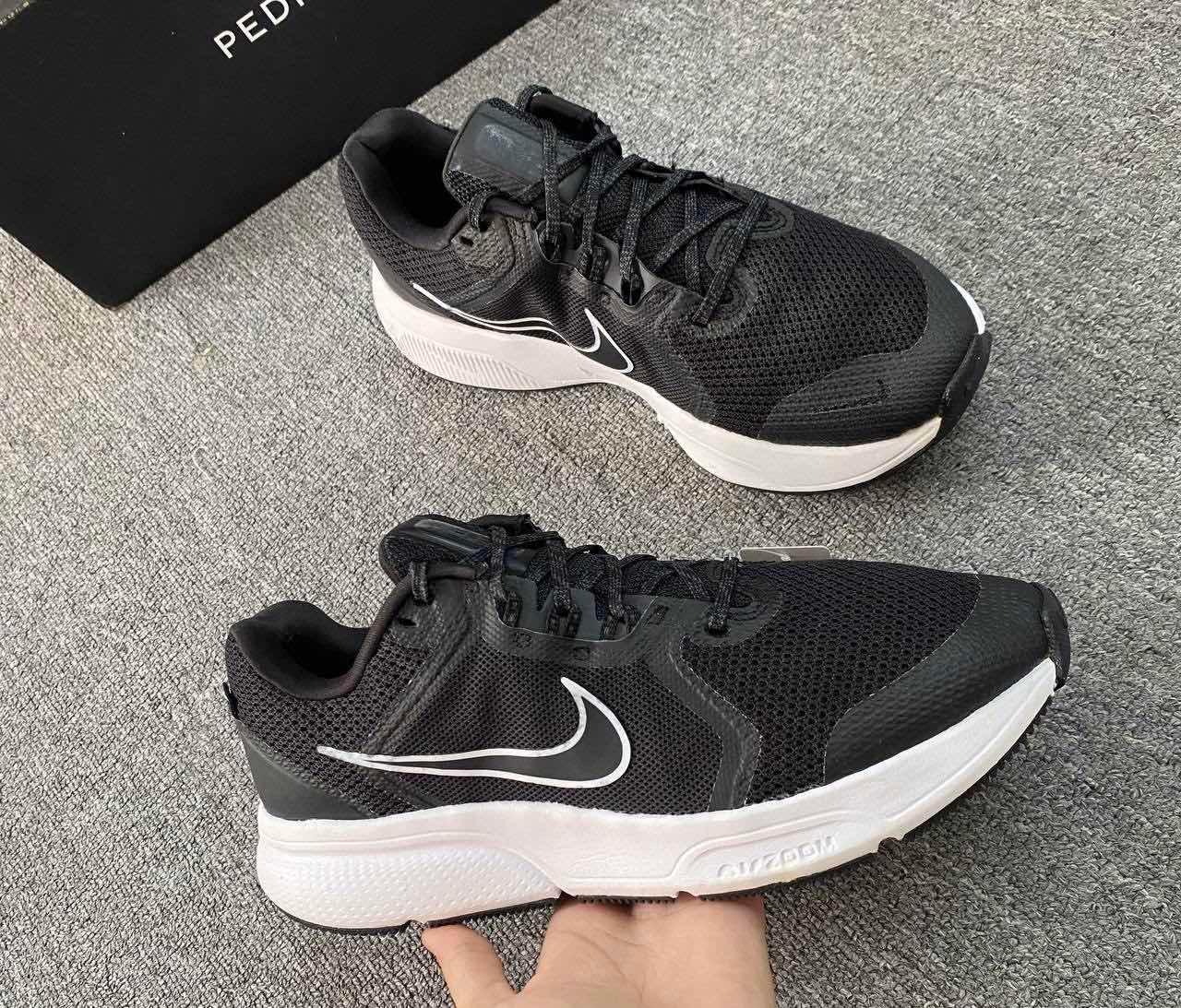  Nike-Zoom Span 4