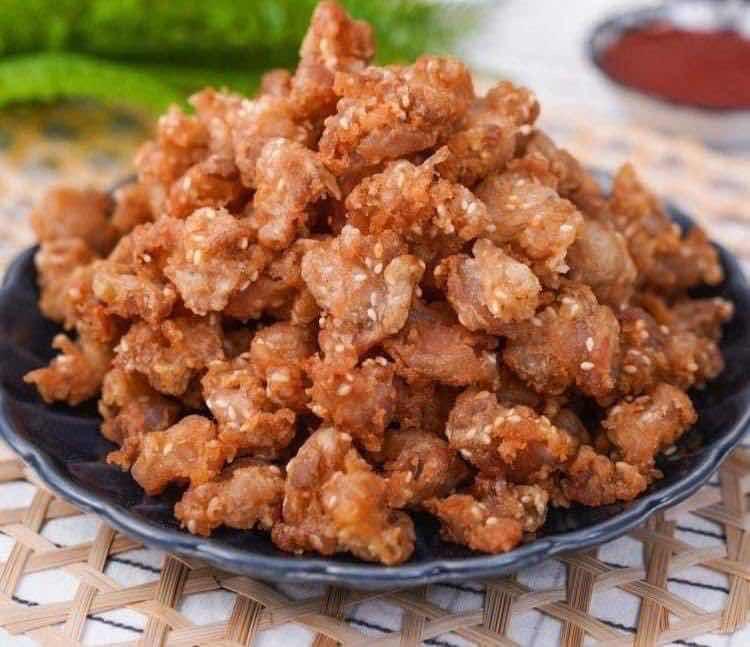 សសៃកែងមាន់បំពងខ្ទឹមស 