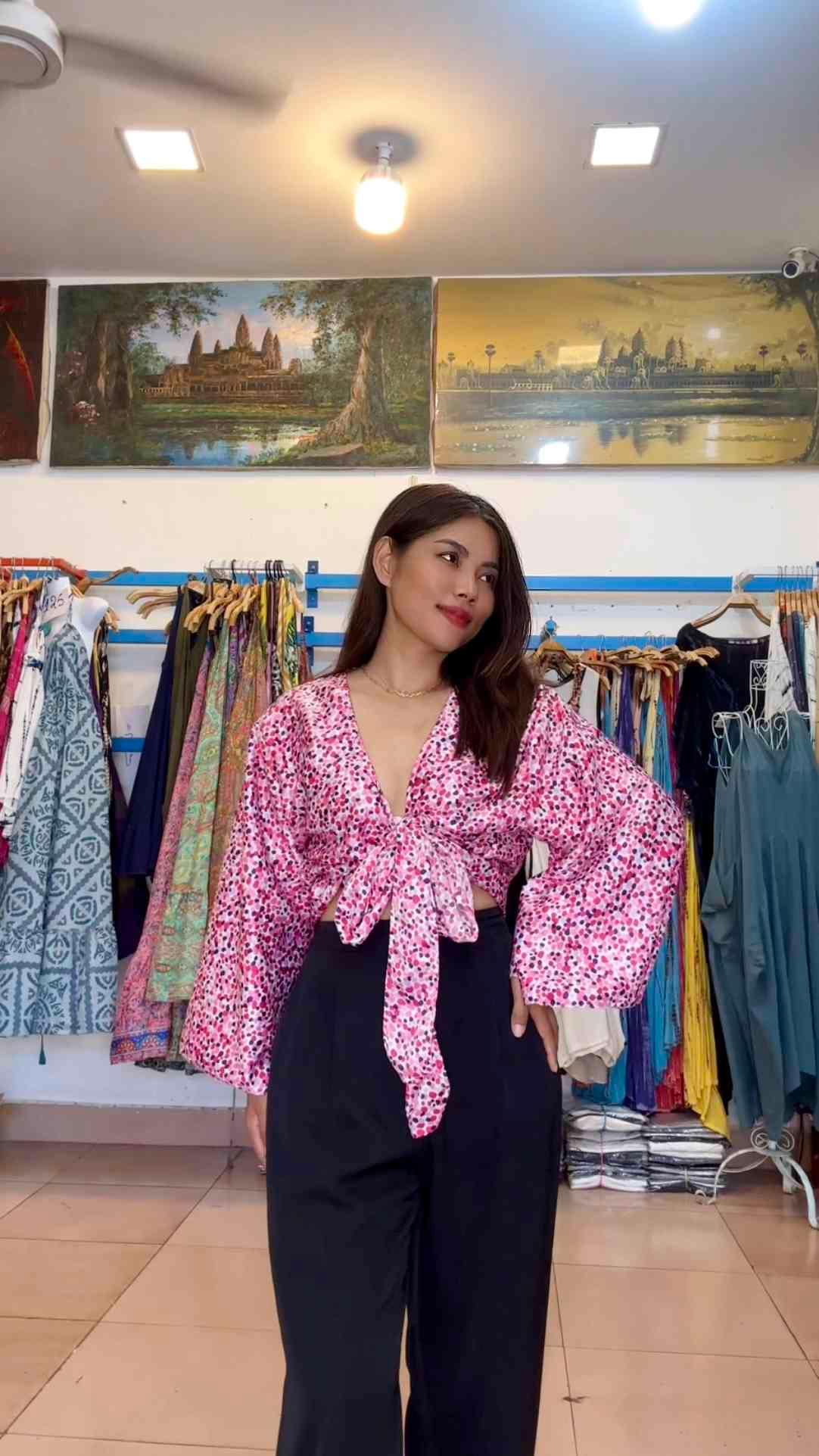 អាវចងដៃវ៉ាល់ P